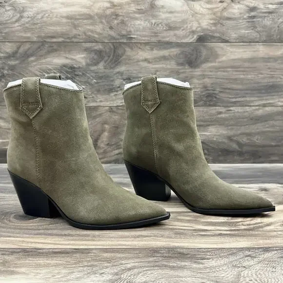 NIB Kenneth Cole New York Kara 8.5M Western Pointed Toe Suede Ankle Boots Khaki - Picture 3 of 9